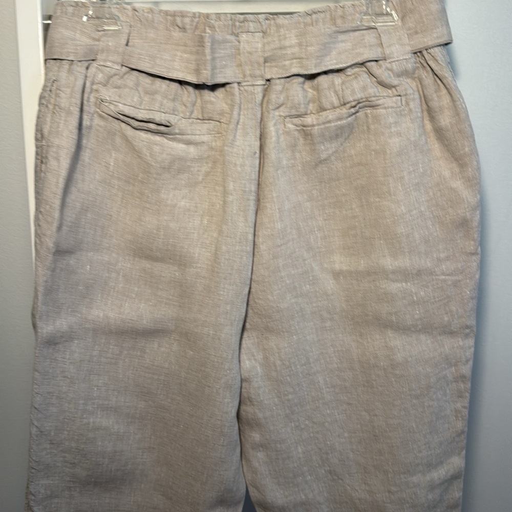 Chico’s Neutral Straight Leg Belted/Hook/Zipper/Elastic Linen Capri - Picture 7 of 7